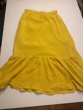 Chelsea & Violet Mustard Yellow Textured Skirt Size Large